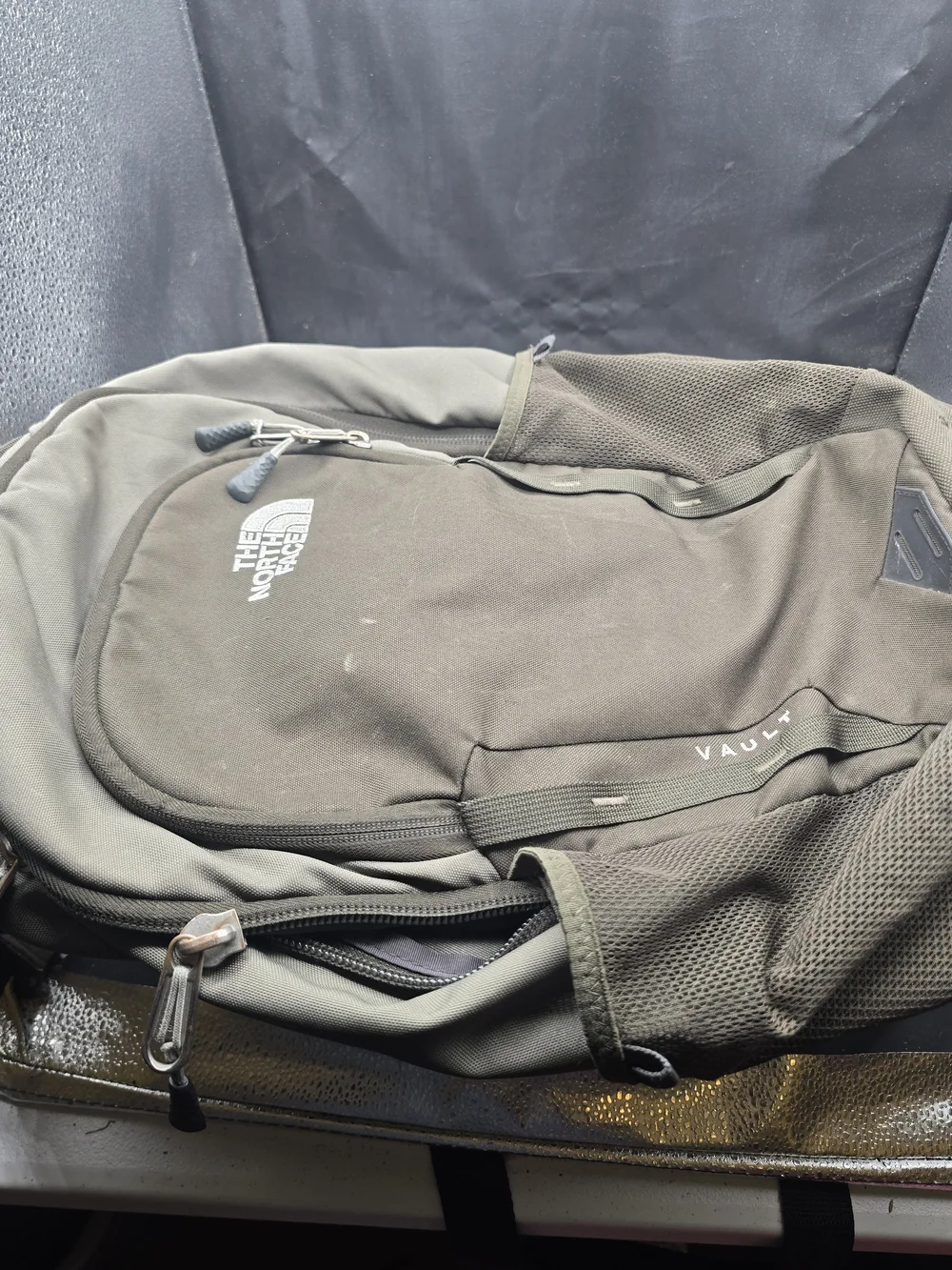 The North Face Vault Backpack in‎ Olive Green